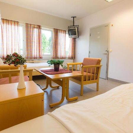 Eidsvoll Stensby Hostel מראה חיצוני תמונה